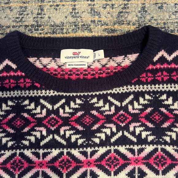 Vineyard Vines Navy and Pink Fair Isle Striped Sweater - Size L - Picture 2 of 4